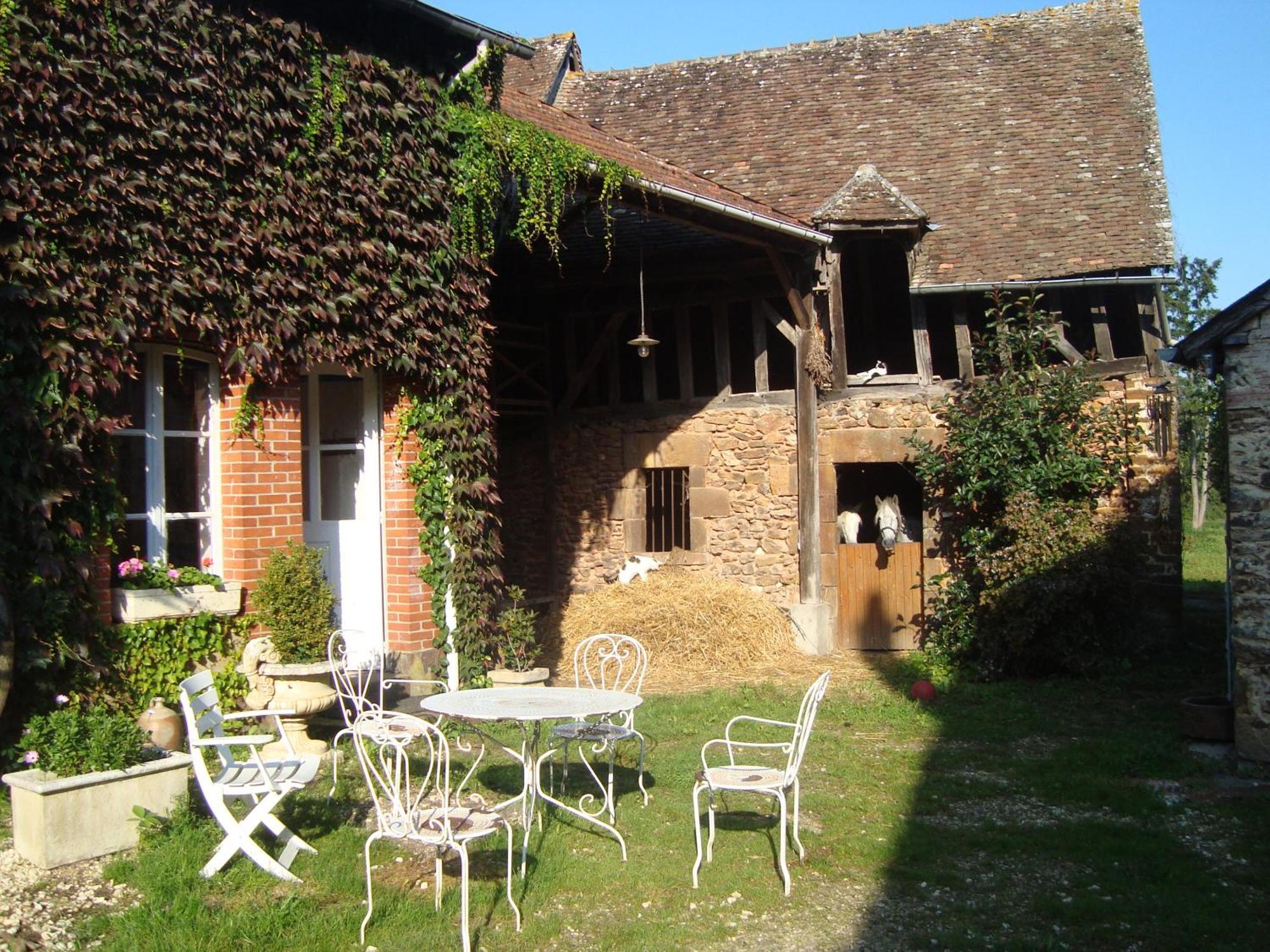 La Providence Villa Le Noyer  Exteriör bild